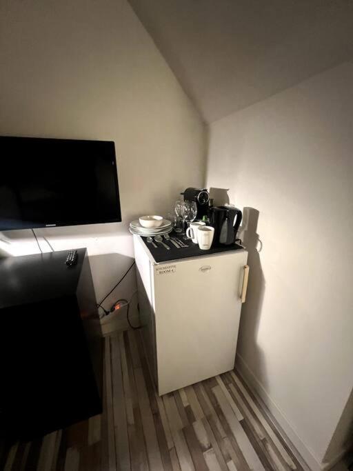 Room 404 - Eindhoven - By T&S. Екстериор снимка
